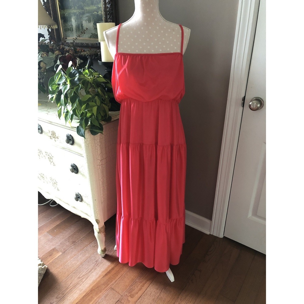 Vintage Gown Movie Star Red Nylon Long Nightgown Sleep Dress Med 11/13 USA
